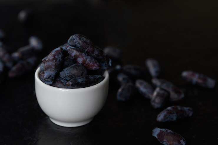 تصویر 2 از خرما مضافتی درجه یک با طعم اصیل و بافتی نرم